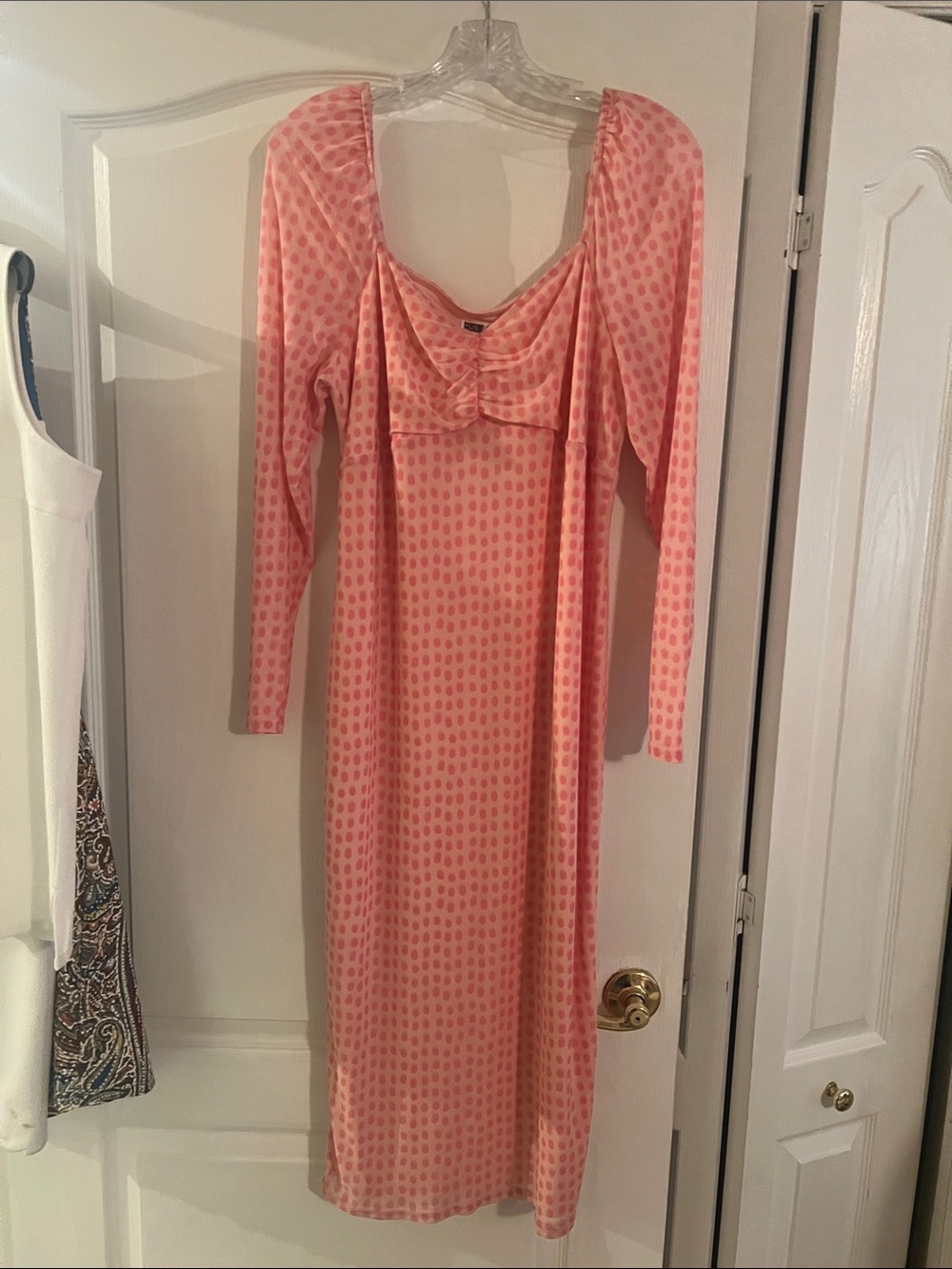 Pink Long-Sleeve Polka Dot Maxi Dress with Scoop Neckline